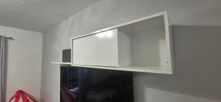 Mueble salón blanco y marrón