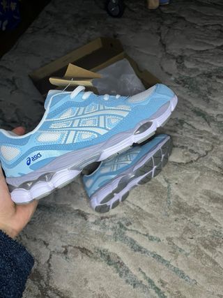 Asics Gel NYC Azul y Blanco