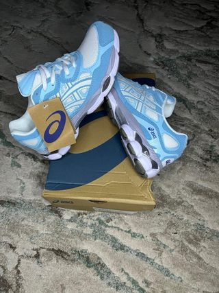 Asics Gel NYC Azul y Blanco