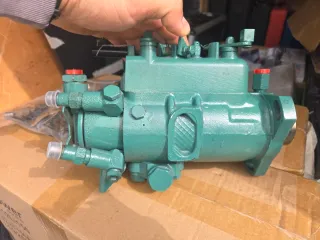 Bomba inyectora  M1035  . Volvo Penta MD21 + 4 iny