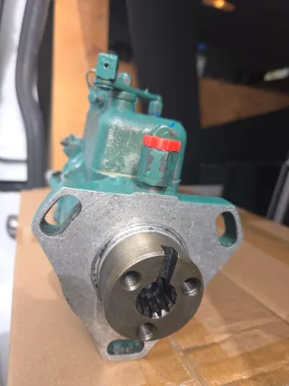 Bomba inyectora  M1035  . Volvo Penta MD21 + 4 iny