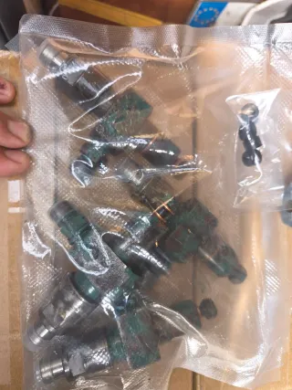 Bomba inyectora  M1035  . Volvo Penta MD21 + 4 iny