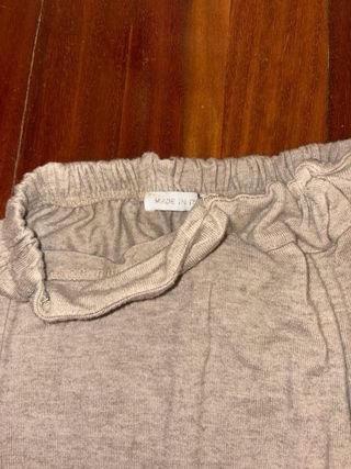 Falda larga beige con abertura