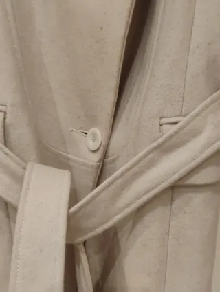 Abrigo Iron Fist Beige