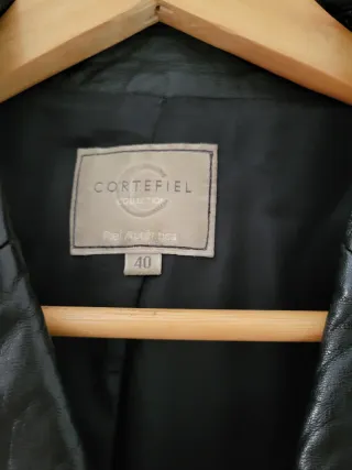 Chaqueta de cuero negra