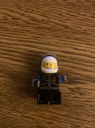 Minifigura Lego Policía Set 30014 (2011)