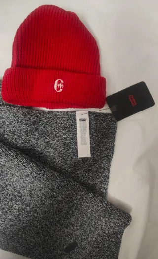 Set Sciarpa e Cappello Levi's