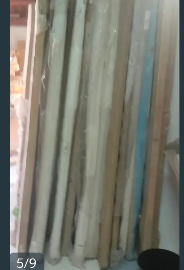 Colchones y bases de cama seminuevos