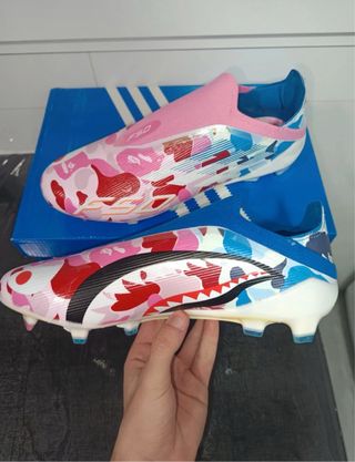 Botas de futbol Adidas F50 + colaboración con BAPE