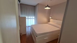 Piso en alquiler en Valdeacederas en Madrid