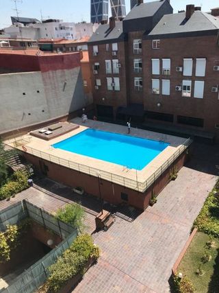 Piso en alquiler en Valdeacederas en Madrid