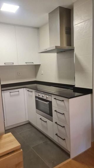 Piso en alquiler en Valdeacederas en Madrid