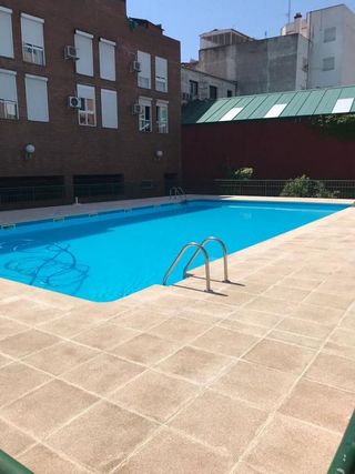 Piso en alquiler en Valdeacederas en Madrid