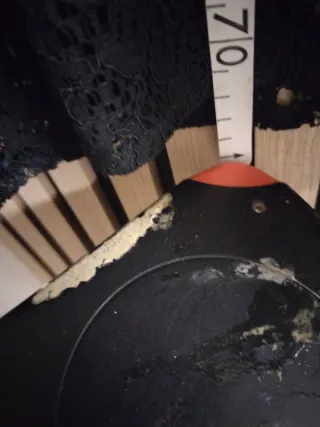 Falda negra de encaje