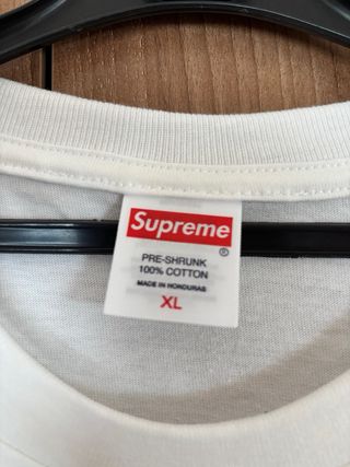 Camiseta Supreme Spiderman Talla XL (blanco)