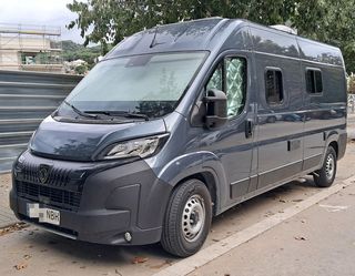 Camper automática seminueva - Viajar y dormir 4