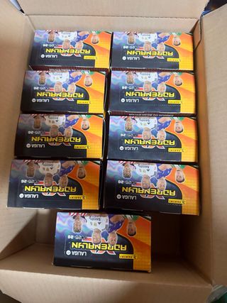 Caja Adrenalyn LaLiga 2025-26 Panini