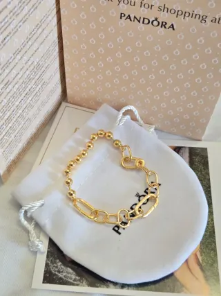 Pulsera Pandora. Incluye bolsa