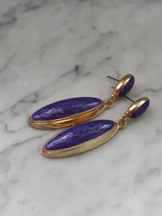Orecchini pendenti smalto viola base dorata