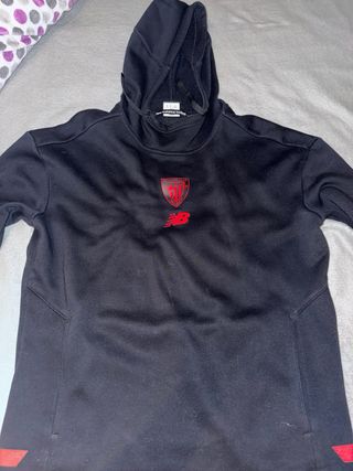 Sudadera Athletic Club New Balance Negra Talla M