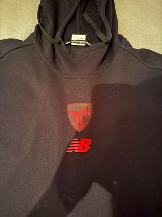 Sudadera Athletic Club New Balance Negra Talla M