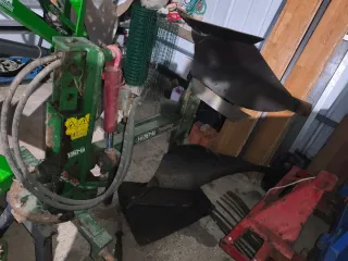 Arado vertederas HIBEMA