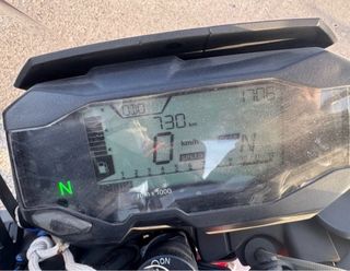 BMW G310R Gris y Roja - 730 km