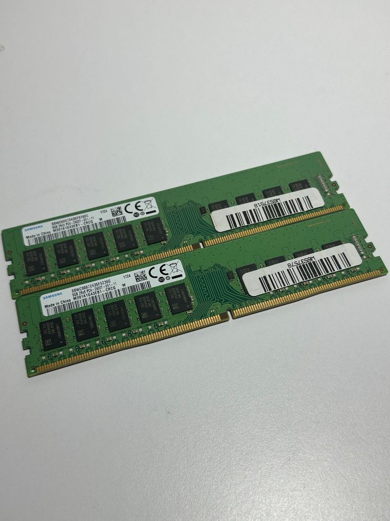 Samsung DDR4 16GB (2x8GB) 2400MHz RAM