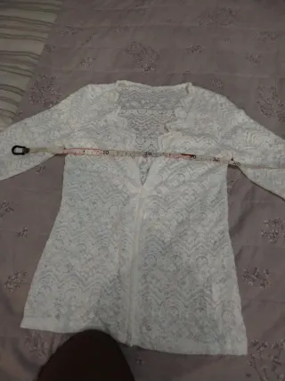 Camisa de encaje blanca