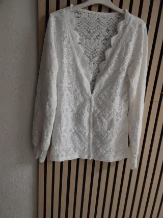 Camisa de encaje blanca