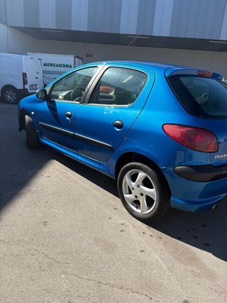 Peugeot 206 2003