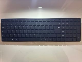 Microsoft Designer Bluetooth Teclado + Ratón