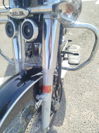 Daelim Daystar 125 FI Negra