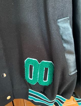 Chaqueta universitaria