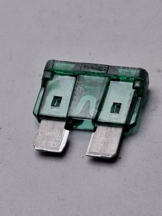 Fusible verde YQF000110 Range Rover L322