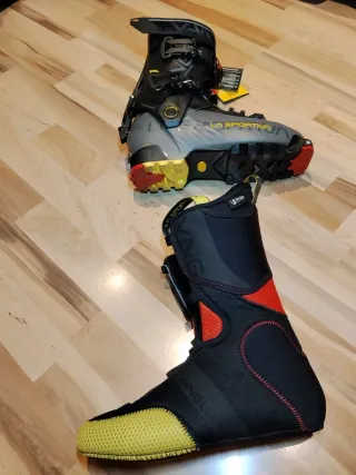 Botas esquí de travesía.La Sportiva Vanguard 26,5