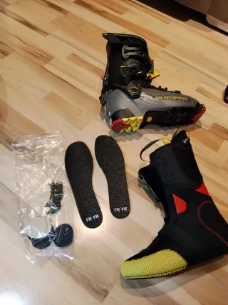 Botas esquí de travesía.La Sportiva Vanguard 26,5