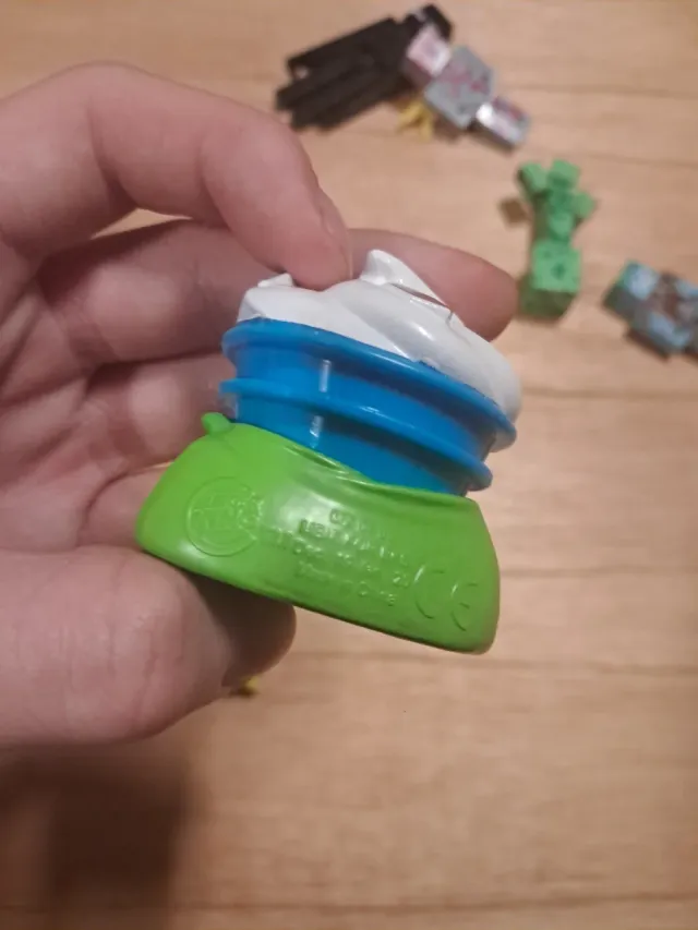 Figuras Burger King Super Zinger