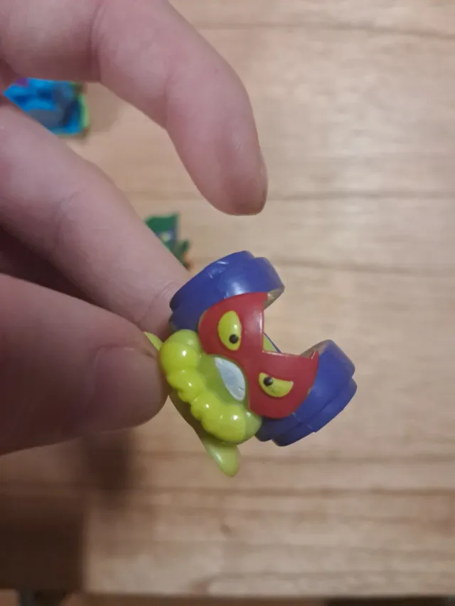 Figuras Burger King Super Zinger