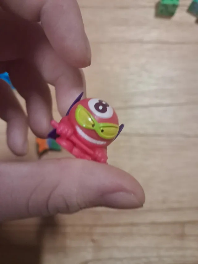 Figuras Burger King Super Zinger