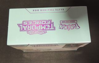 Pokémon Temporal Forces Elite Trainer Box Inglés