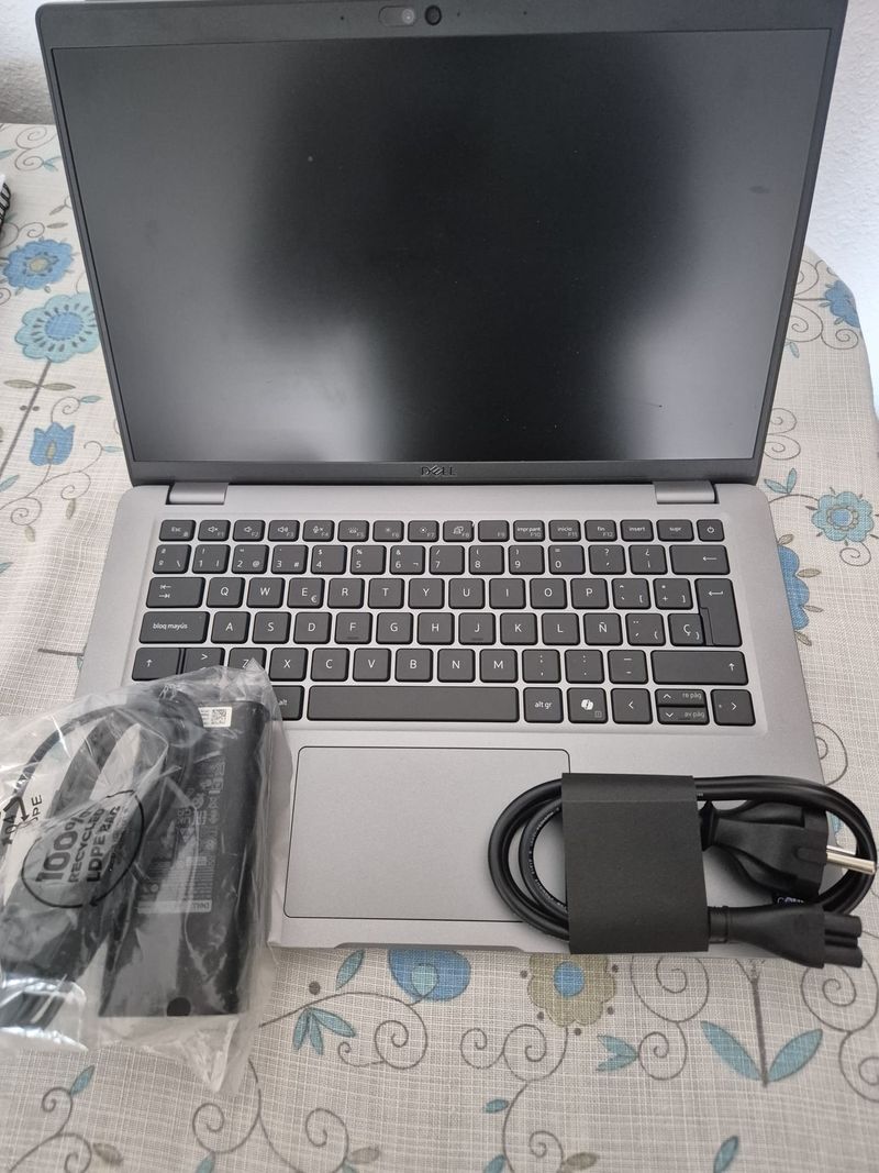 Dell Latitude 5450 i5 13th Gen 16GB RAM 512GB SSD! afbeelding 3