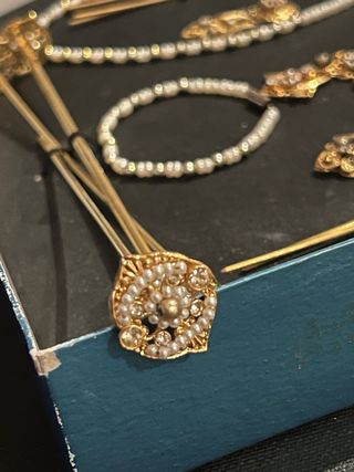 Conjunto Aderezo Fallera Niña Oro y Perlas