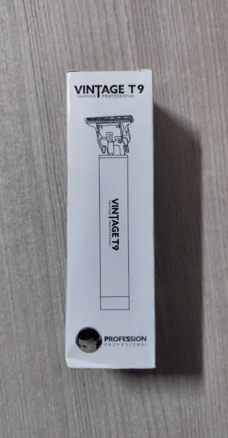 Tagliacapelli elettrico di colore dorato