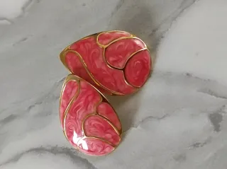 Orecchini a goccia smalto oro e arancio rosato