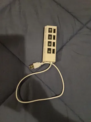 Hub USB 7 Portas com Botões Individuais