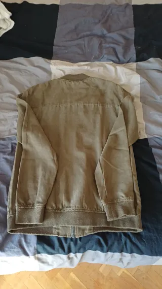 Chaqueta Bomber Pull&Bear Verde Militar Talla M