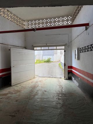 Plaza de garaje en edificio comunitario en casco