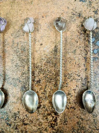 Cucharillas Vintage con Piedras Naturales