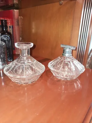 Juego Perfumeros vintage cristal tallado.